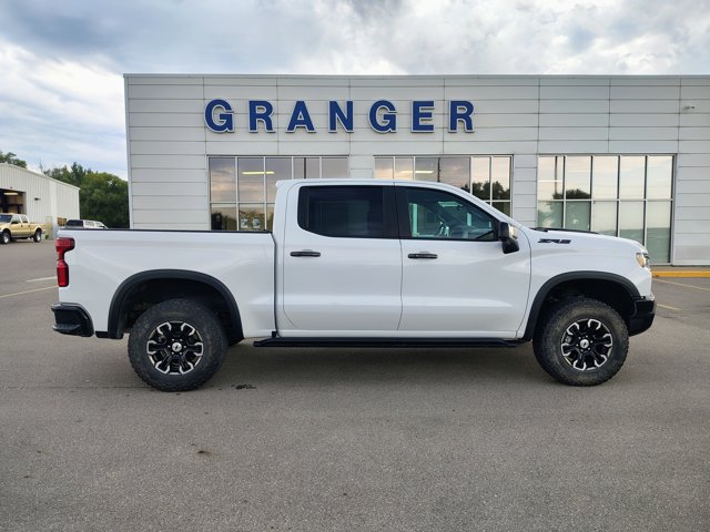 Used 2024 Chevrolet Silverado 1500 ZR2 w/ Technology Package AWD/4WD image 6