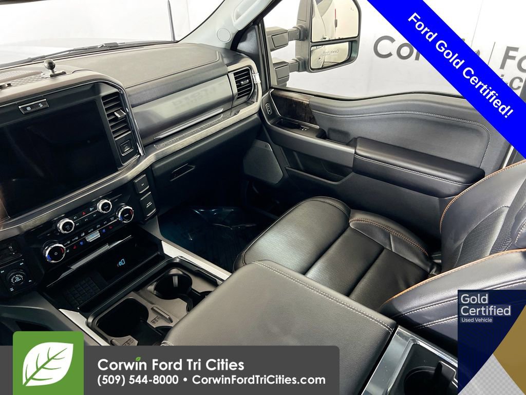 Certified 2025 Ford F250 Lariat w/ Lariat Ultimate Package image 28