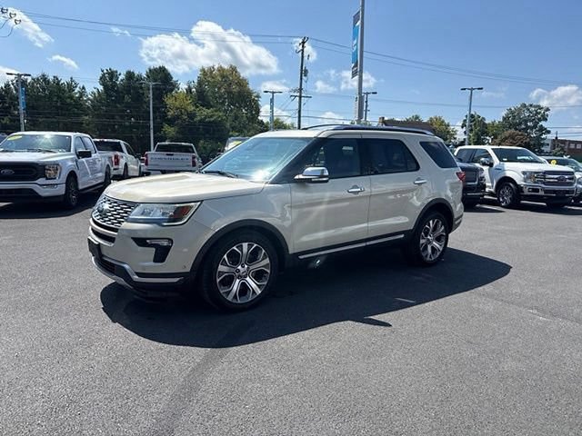 Certified 2018 Ford Explorer Platinum AWD/4WD image 3