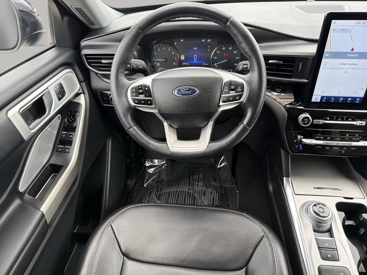 Certified 2023 Ford Explorer Limited w/ Limited Technology Package RWD image 15