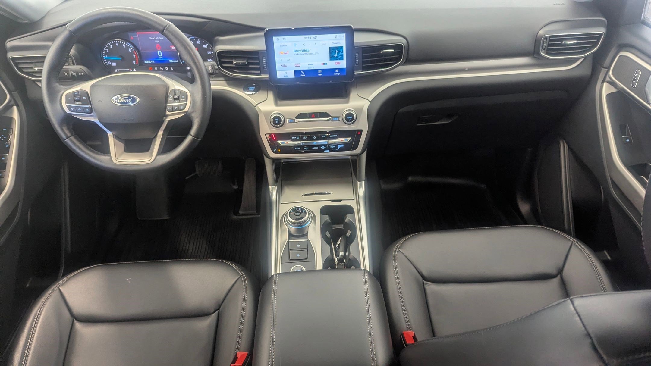 Certified 2022 Ford Explorer XLT w/ Equipment Group 202A image 13