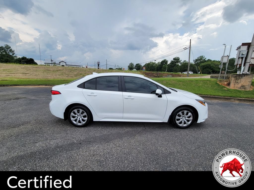 Used 2025 Toyota Corolla LE FWD image 7