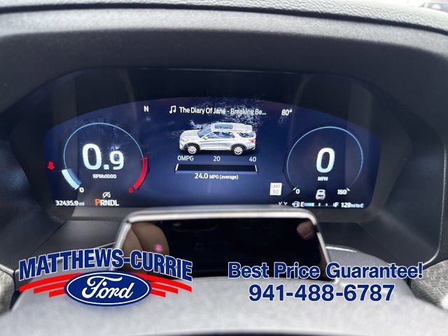 Certified 2025 Ford Explorer Platinum RWD image 17