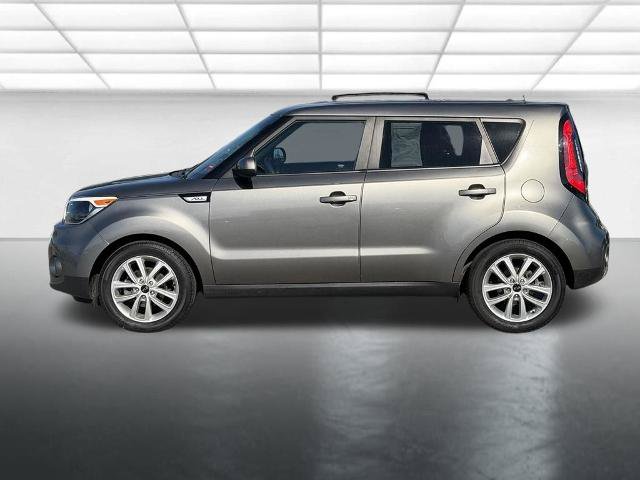Used 2018 Kia Soul + FWD image 7