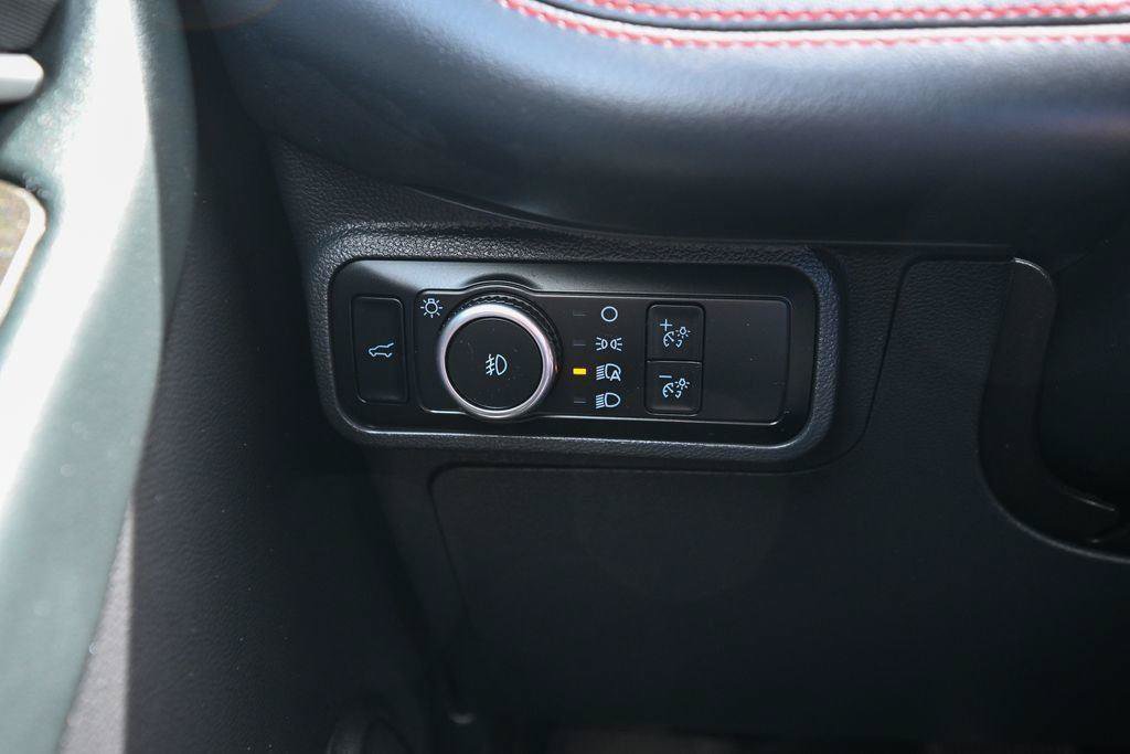Certified 2025 Ford Explorer ST AWD/4WD image 41