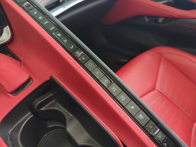 Used 2023 Chevrolet Corvette Stingray Preferred Conv w/ Z51 Performance Package RWD image 13