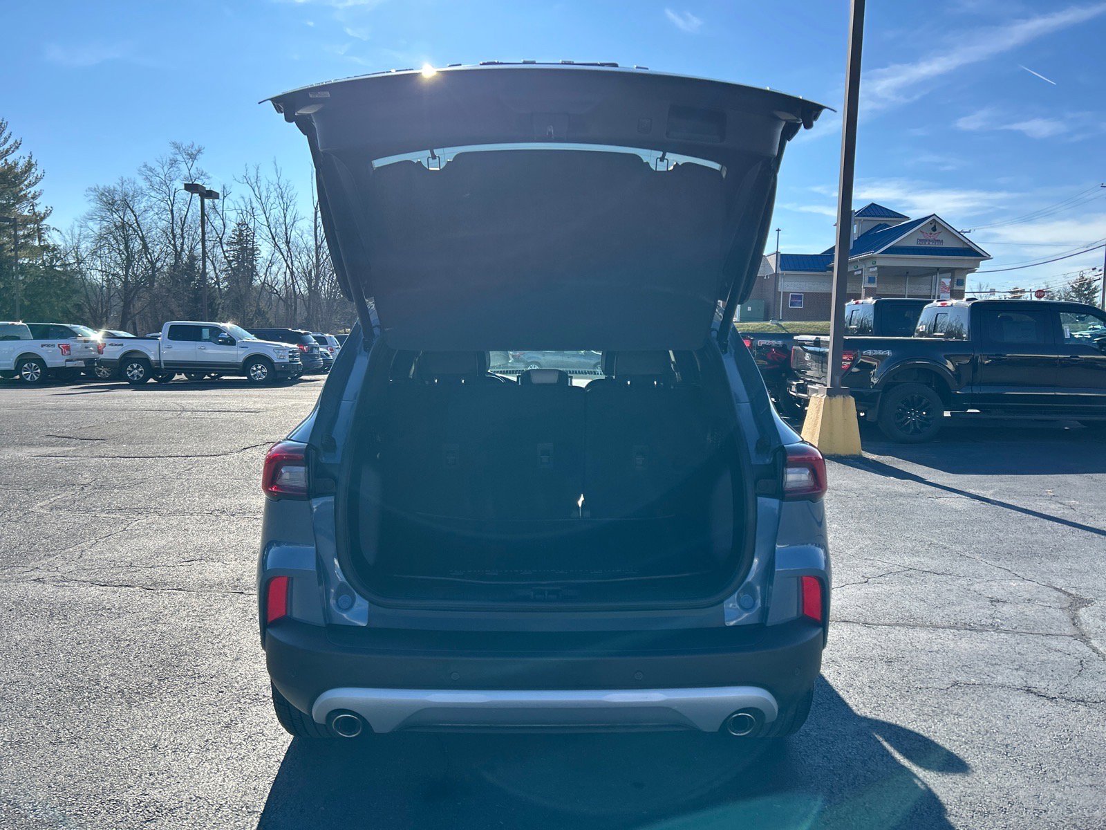 Certified 2025 Ford Escape Platinum image 12