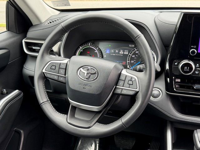 Used 2026 Toyota Highlander XLE AWD/4WD image 19