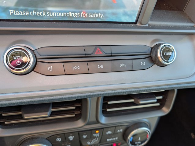 Certified 2024 Ford Maverick Lariat w/ Black Appearance Package image 22