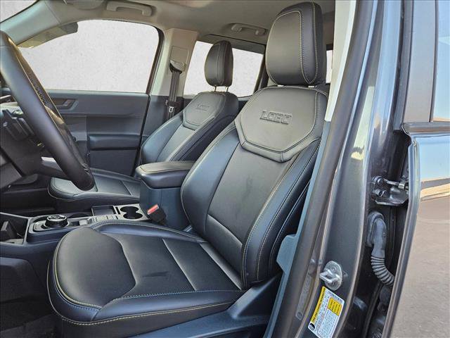 Certified 2025 Ford Maverick Lobo AWD/4WD image 13
