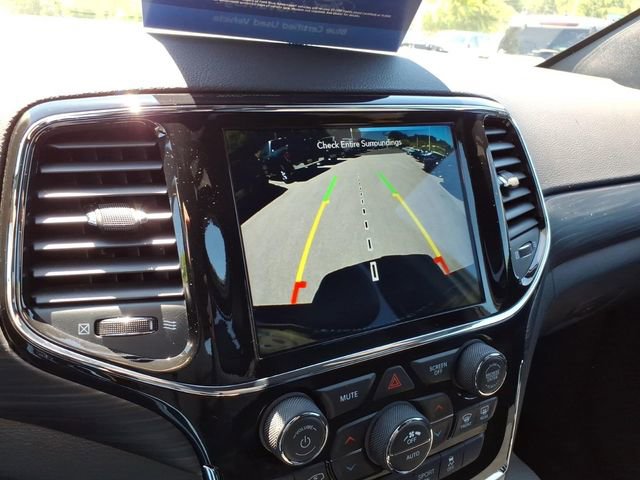 Used 2022 Jeep Grand Cherokee Laredo X RWD image 27