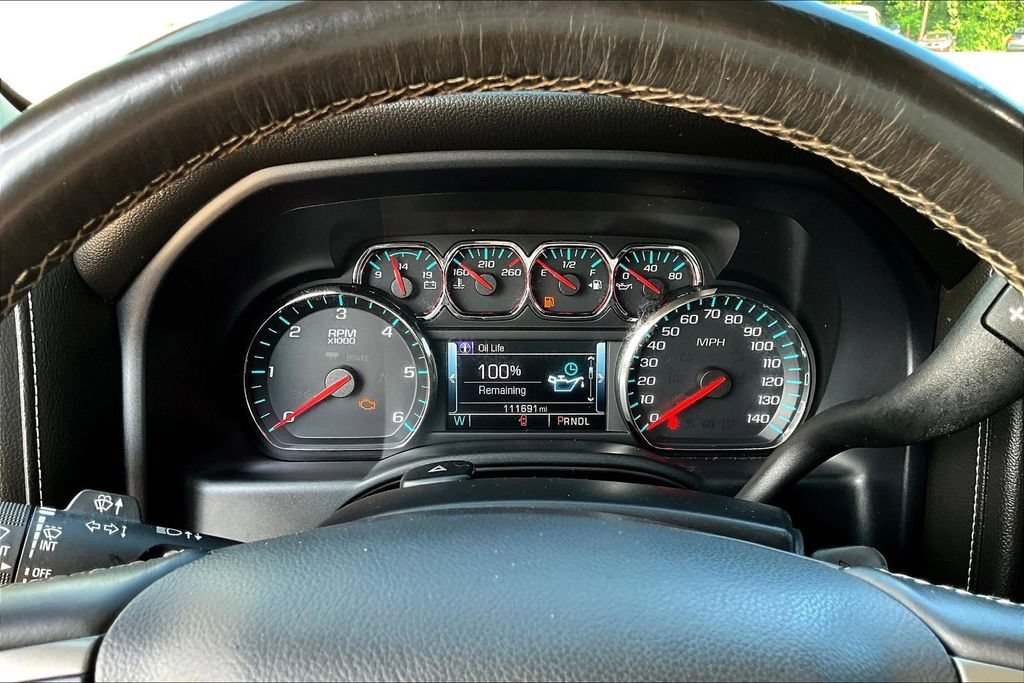 Used 2017 Chevrolet Silverado 1500 High Country RWD image 16