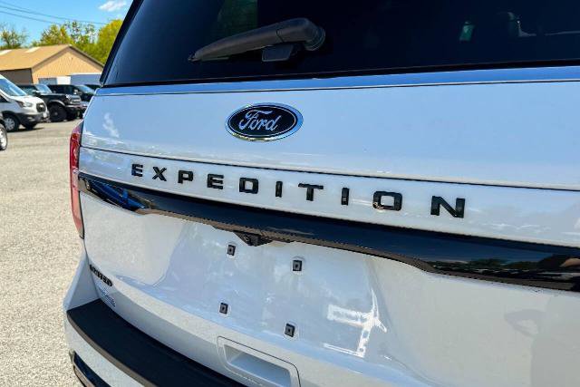 Certified 2023 Ford Expedition Limited AWD/4WD image 21