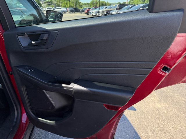Certified 2022 Ford Escape SE w/ SE Sport Appearance Package AWD/4WD image 29