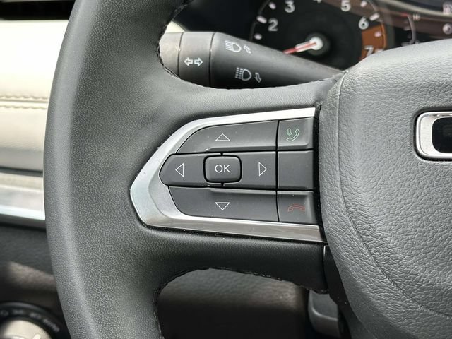 Used 2025 Jeep Compass Limited AWD/4WD image 22