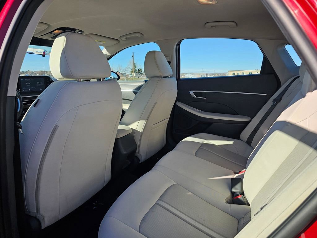 Used 2023 Hyundai Sonata SE image 14