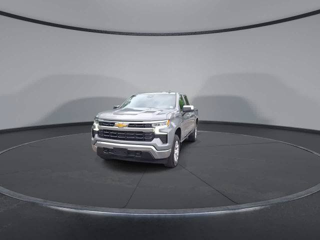 Used 2024 Chevrolet Silverado 1500 LT AWD/4WD image 3