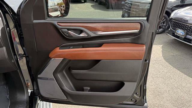 Used 2023 GMC Yukon Denali Ultimate AWD/4WD image 22
