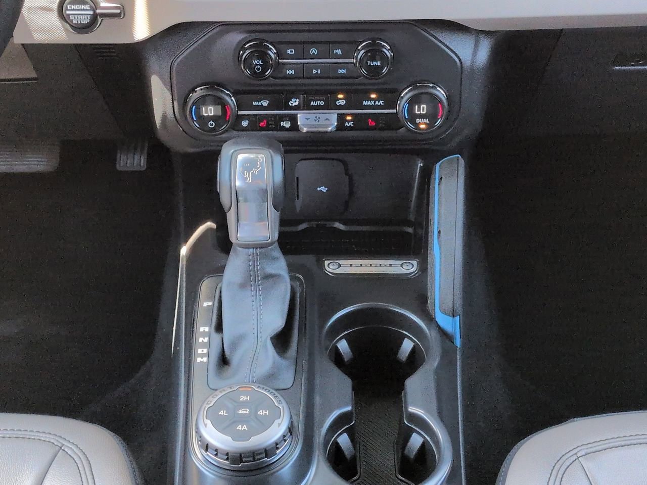 Certified 2024 Ford Bronco Wildtrak AWD/4WD image 17