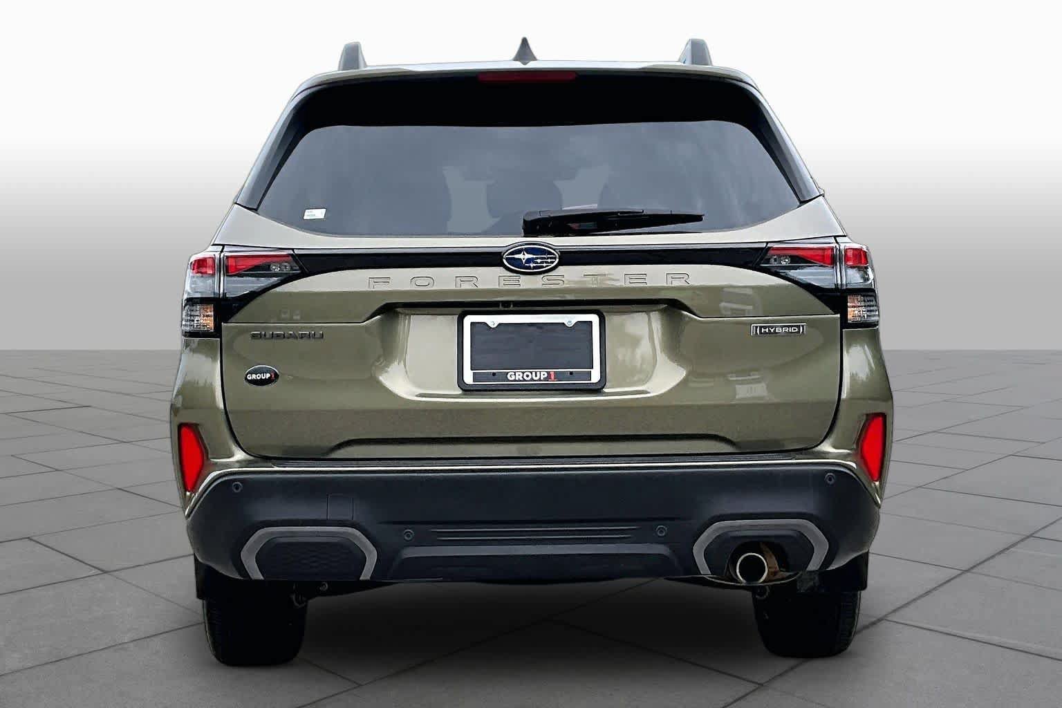 Used 2025 Subaru Forester Limited AWD/4WD image 5