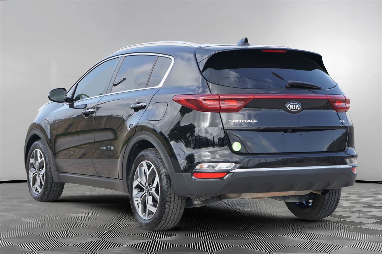 Used 2021 Kia Sportage EX FWD image 6