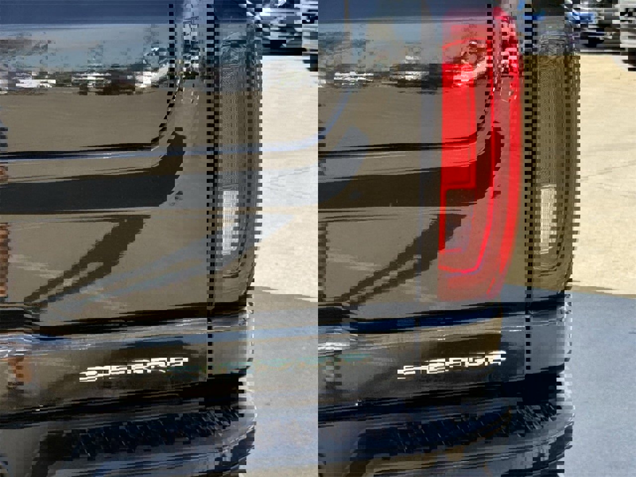 Used 2022 GMC Sierra 2500 Denali image 8