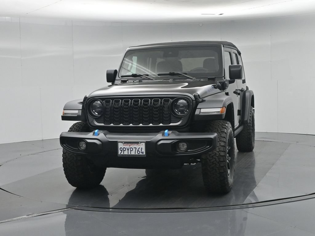 Used 2024 Jeep Wrangler Unlimited AWD/4WD image 57
