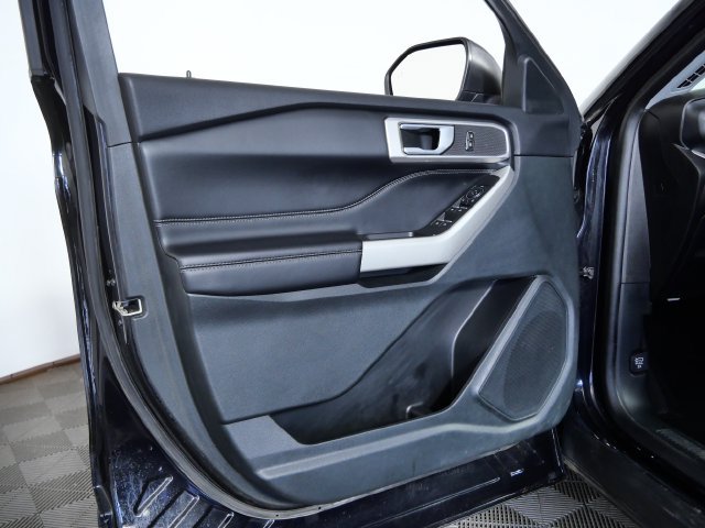 Certified 2023 Ford Explorer XLT w/ Equipment Group 202A AWD/4WD image 16