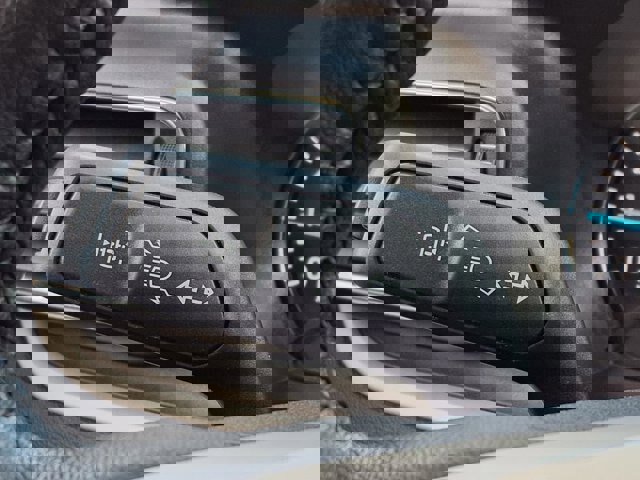 Certified 2024 Ford Explorer XLT w/ Equipment Group 202A image 20