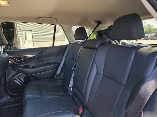 Used 2022 Subaru Outback Limited AWD/4WD image 25