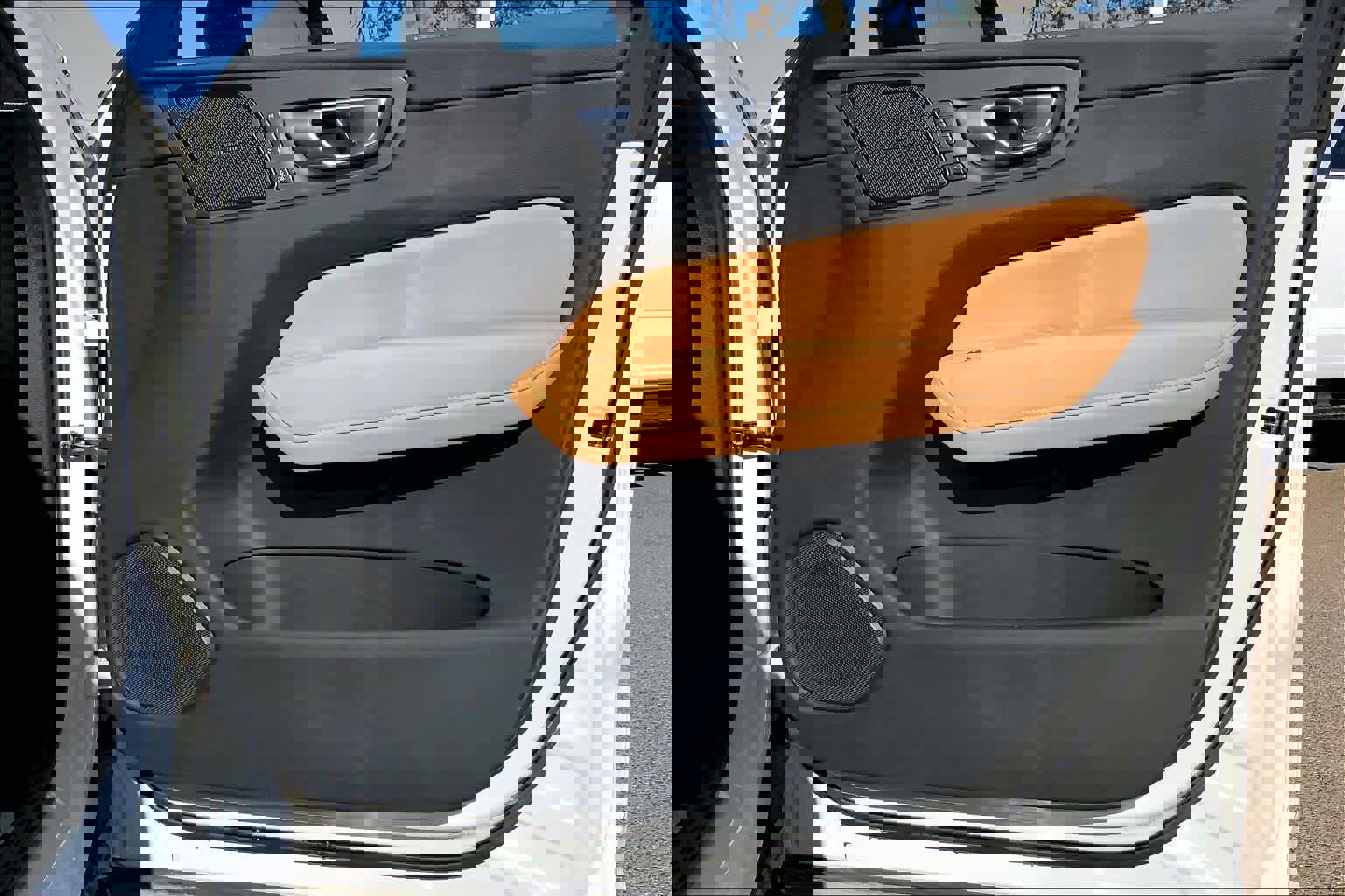 Used 2024 Volvo XC60 B5 Ultimate image 22