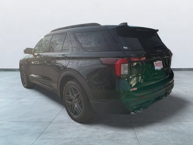 Certified 2025 Ford Explorer ST AWD/4WD image 5