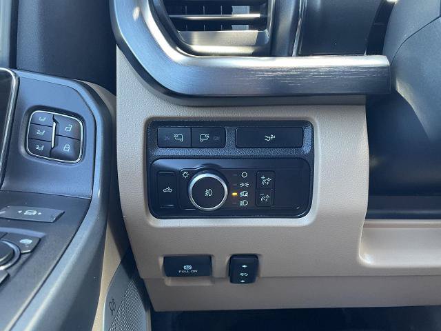 Certified 2023 Ford F250 Lariat w/ Lariat Ultimate Package AWD/4WD image 15