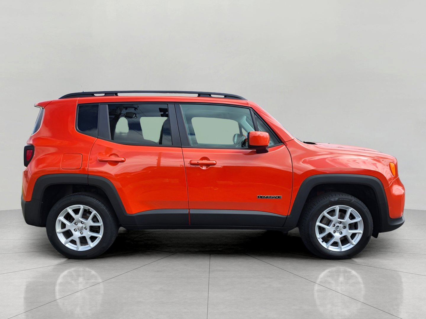Used 2021 Jeep Renegade Latitude w/ Convenience Group image 5