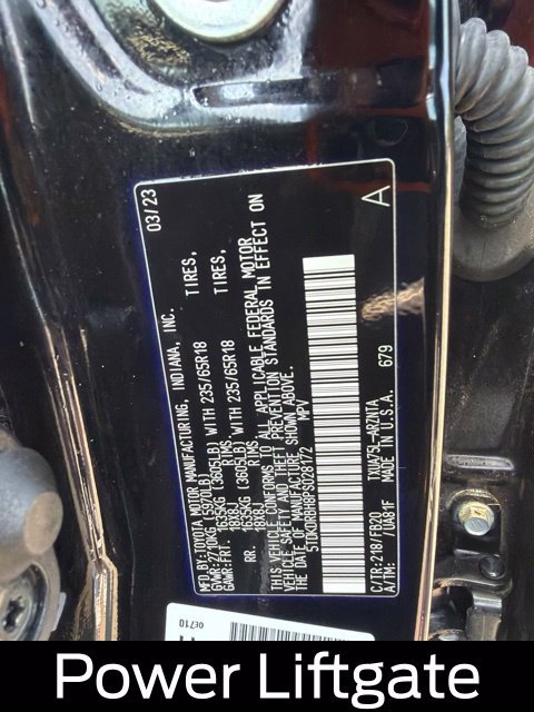 Used 2023 Toyota Highlander LE AWD/4WD image 31
