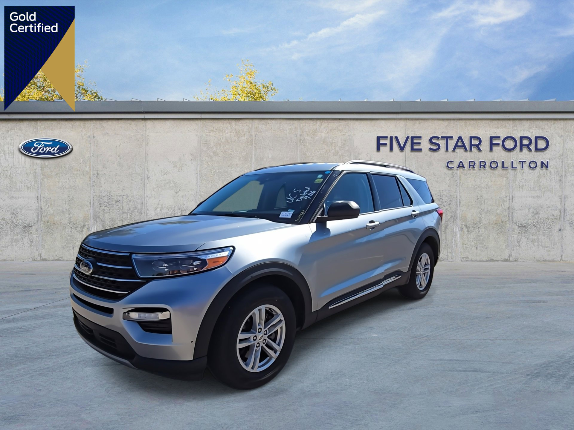 Certified 2023 Ford Explorer XLT w/ Equipment Group 202A image 1