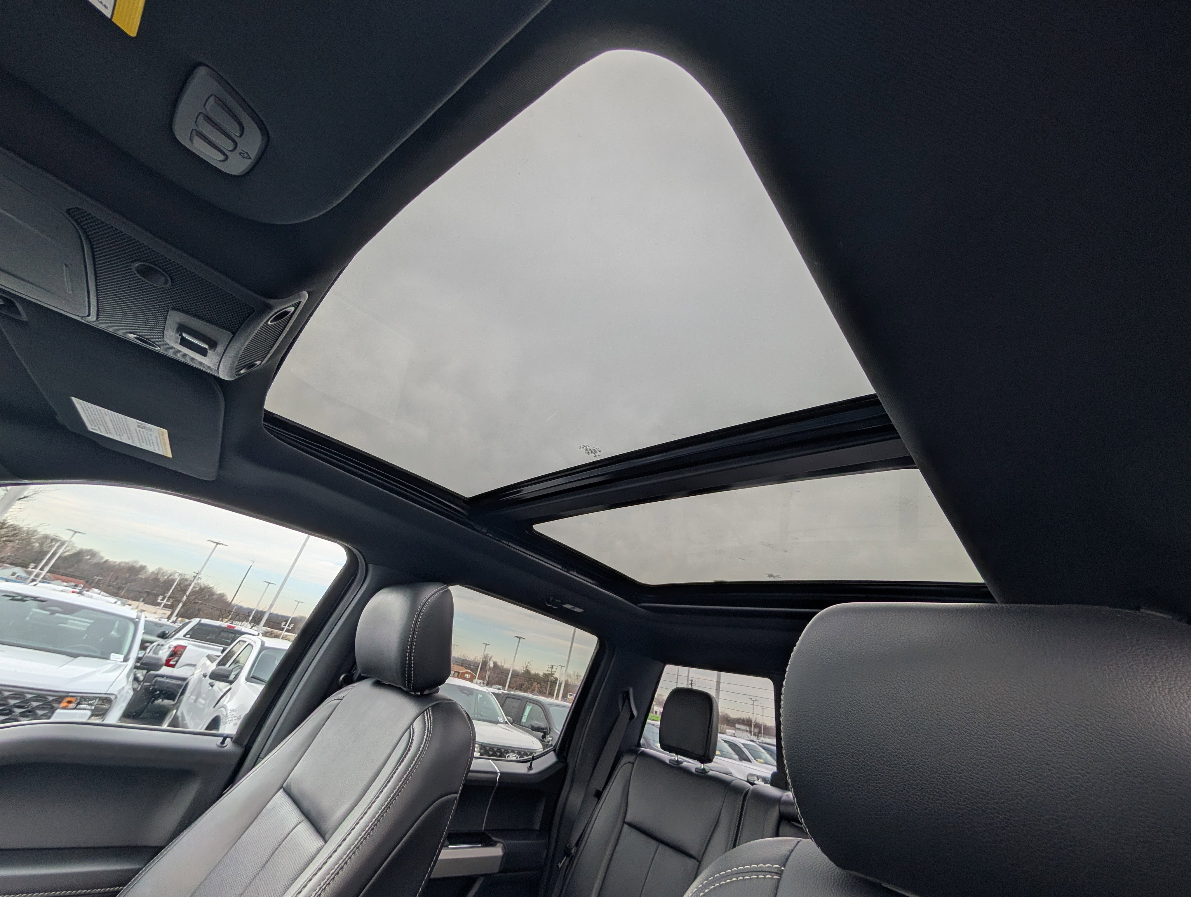 Certified 2020 Ford F150 Lariat w/ Equipment Group 502A Luxury image 32