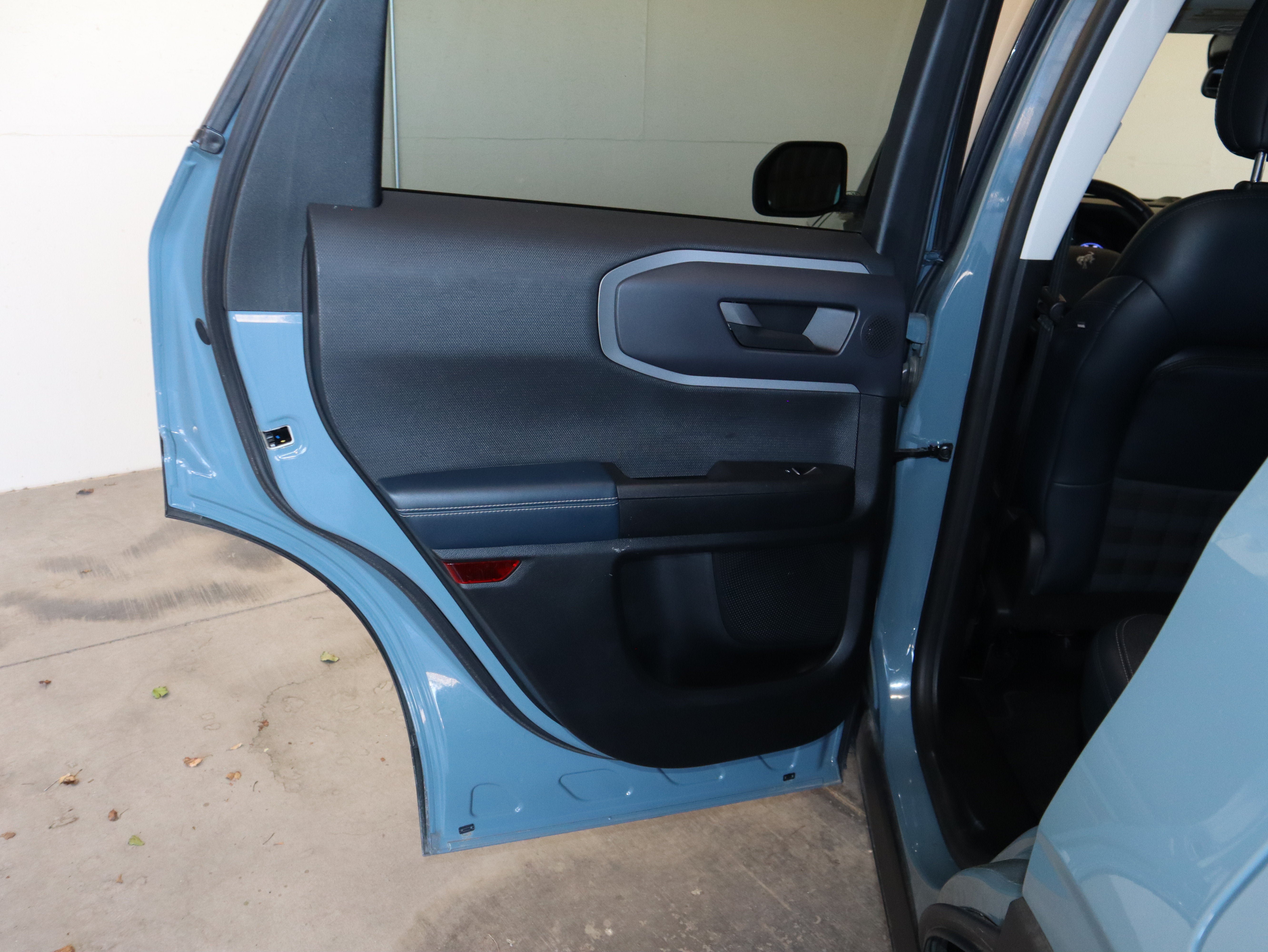 Certified 2021 Ford Bronco Sport Outer Banks w/ Outer Banks Package AWD/4WD image 38