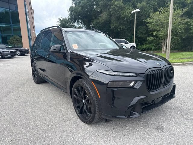 Used 2025 BMW X7 M60i AWD/4WD image 10
