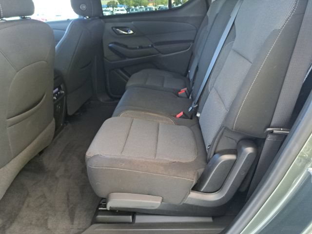 Used 2022 Chevrolet Traverse LT FWD image 24