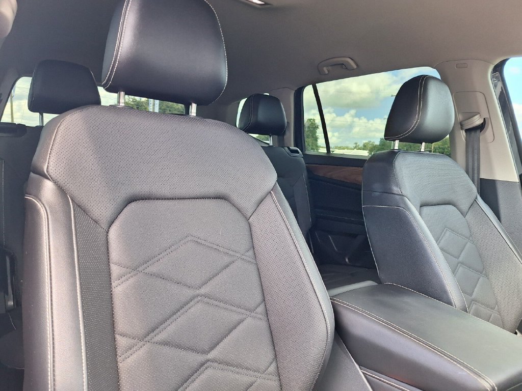 Used 2024 Volkswagen Atlas SE FWD image 25