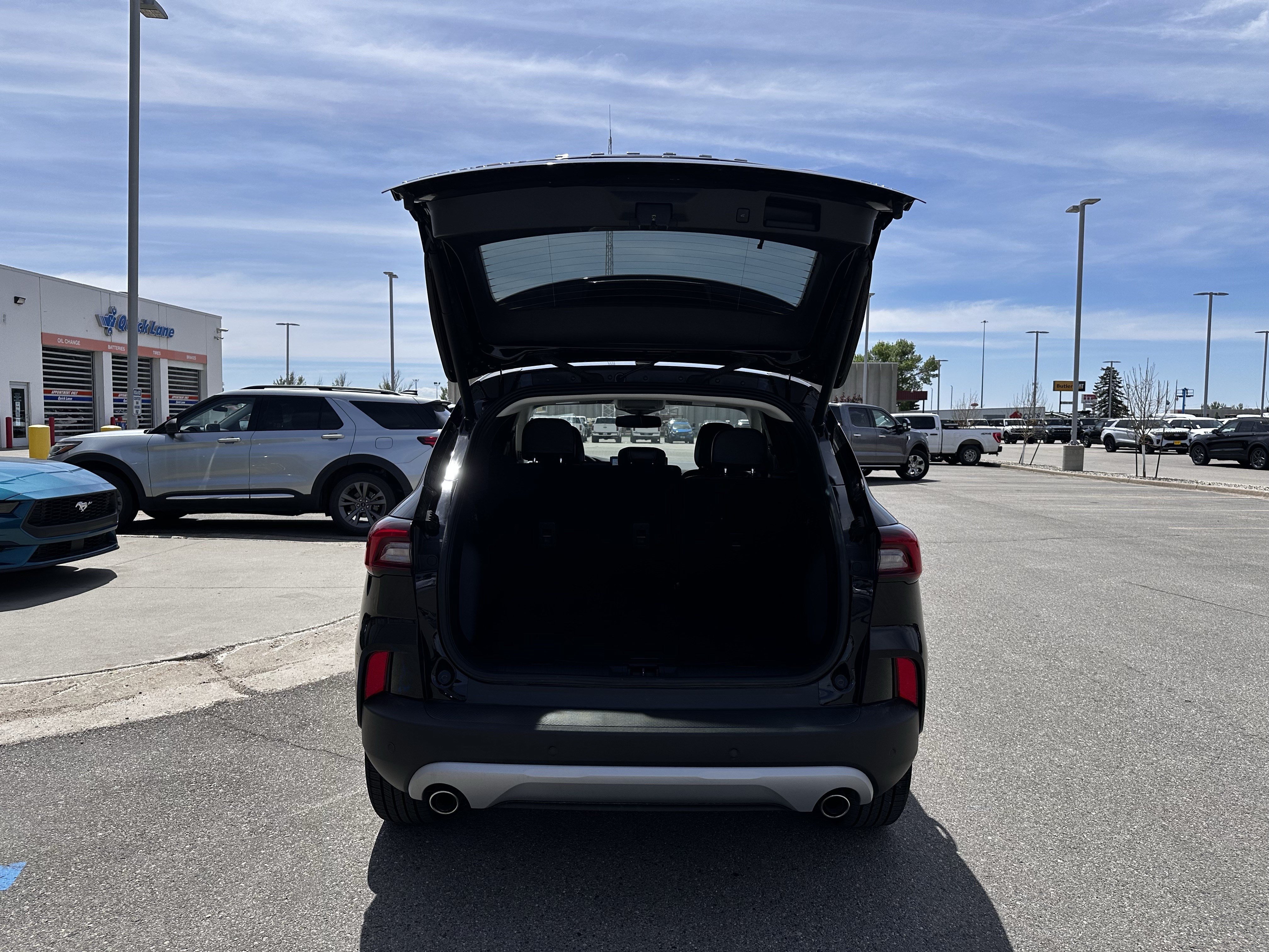 Certified 2024 Ford Escape Platinum AWD/4WD image 22