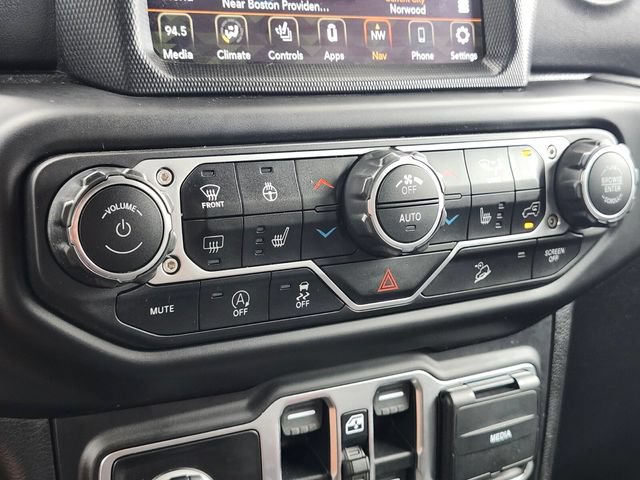 Used 2021 Jeep Wrangler Unlimited Sahara AWD/4WD image 21