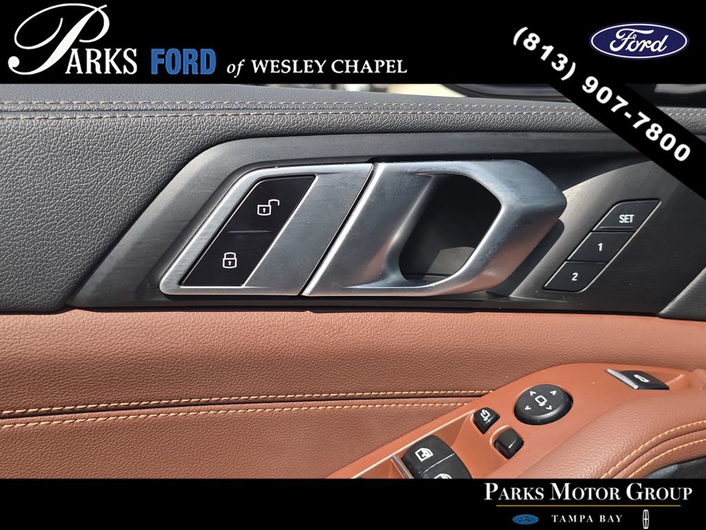 Used 2022 BMW X5 sDrive40i w/ M Sport Package RWD image 19