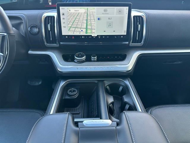 Certified 2025 Ford Expedition Platinum image 19