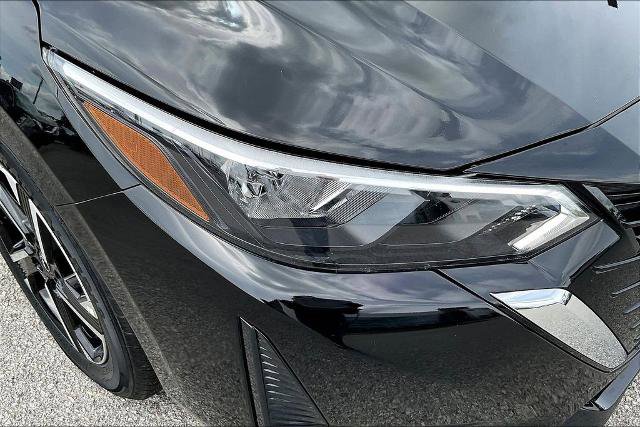 Used 2025 Nissan Sentra SV FWD image 32