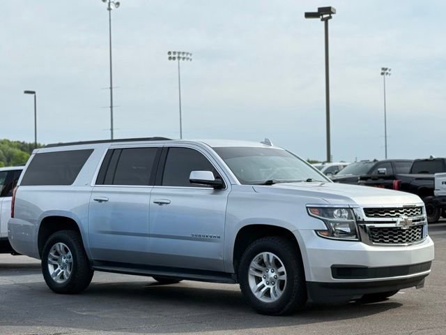 Used 2020 Chevrolet Suburban LT AWD/4WD image 34