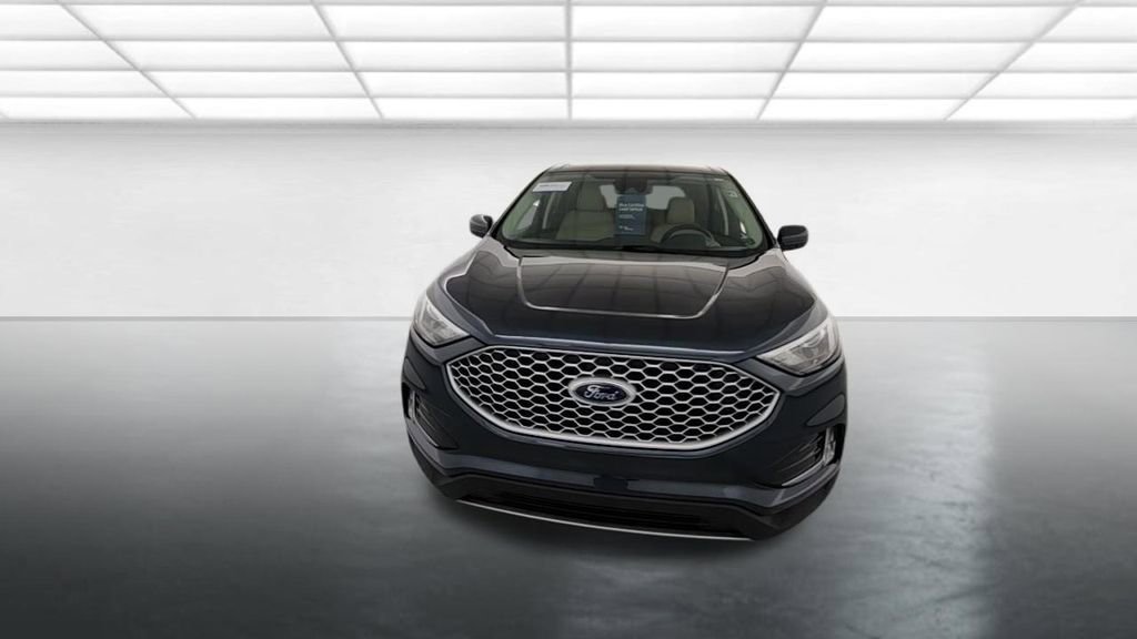 Certified 2024 Ford Edge SEL w/ Convenience Package image 2
