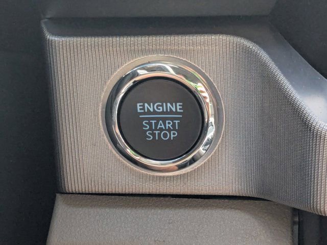 Certified 2025 Ford F450 Platinum w/ Platinum Plus Package AWD/4WD image 32