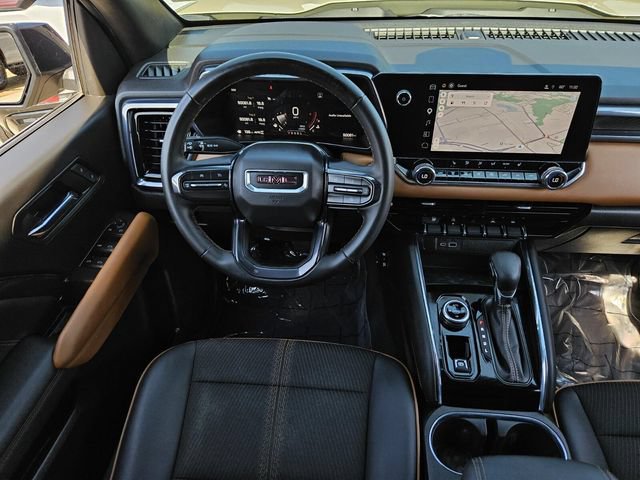 Used 2024 GMC Canyon AT4 w/ Technology Package AWD/4WD image 26